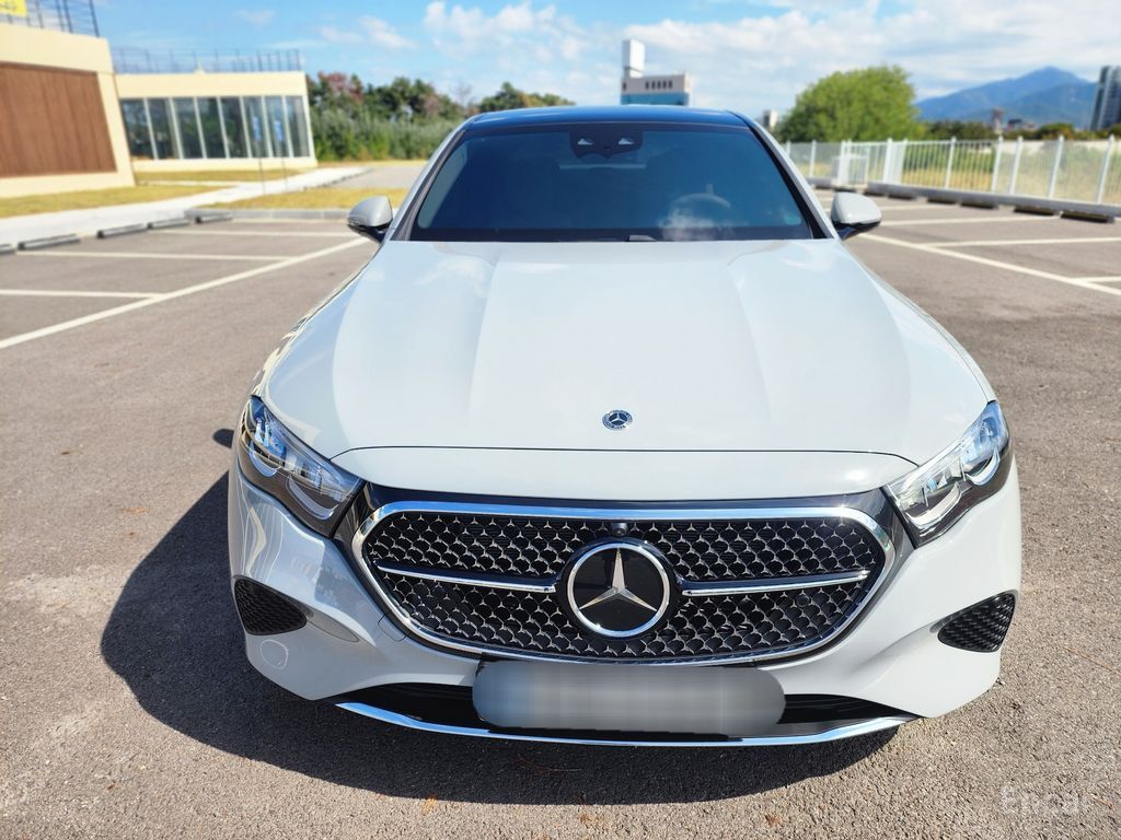 Mercedes-Benz E-Class W214