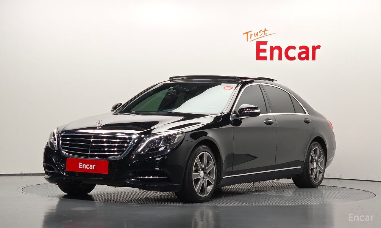 Mercedes-Benz S-Class W222