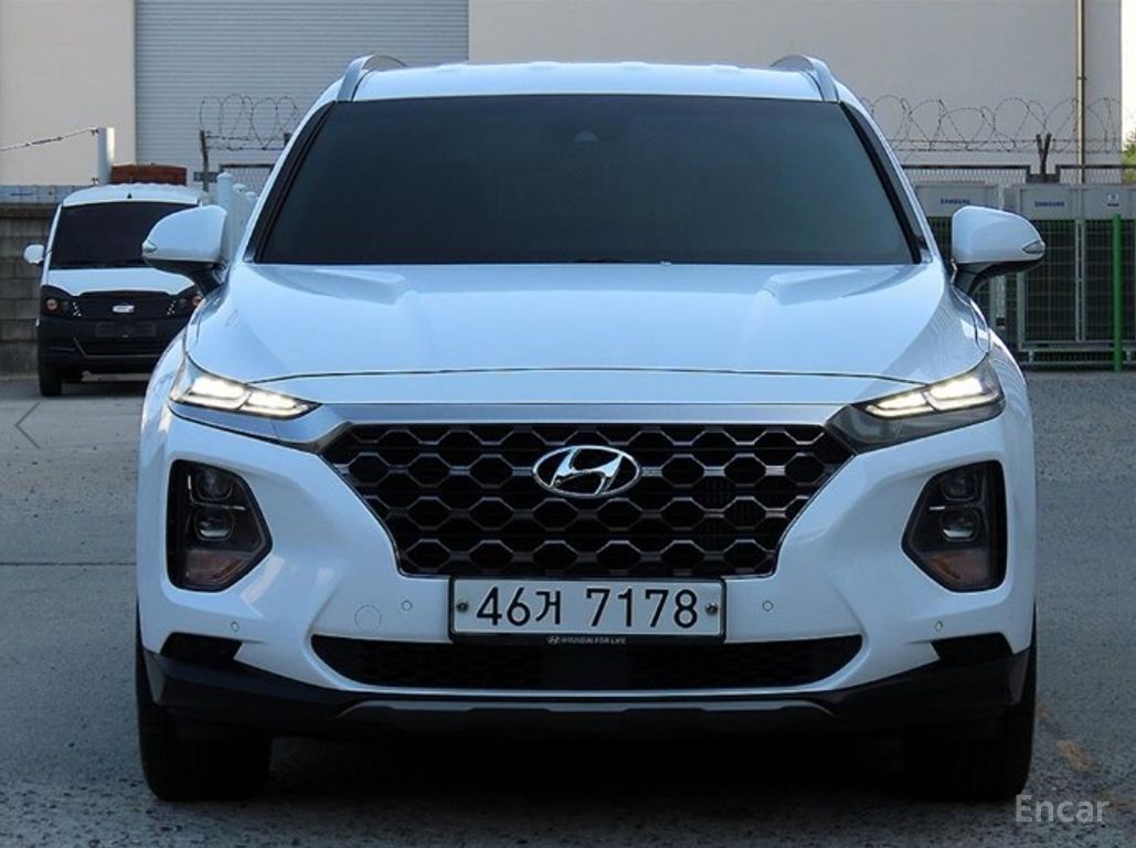 Hyundai Santa Fe TM
