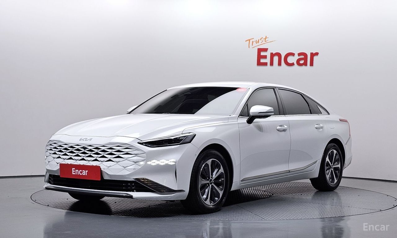 Kia K8 hybrid