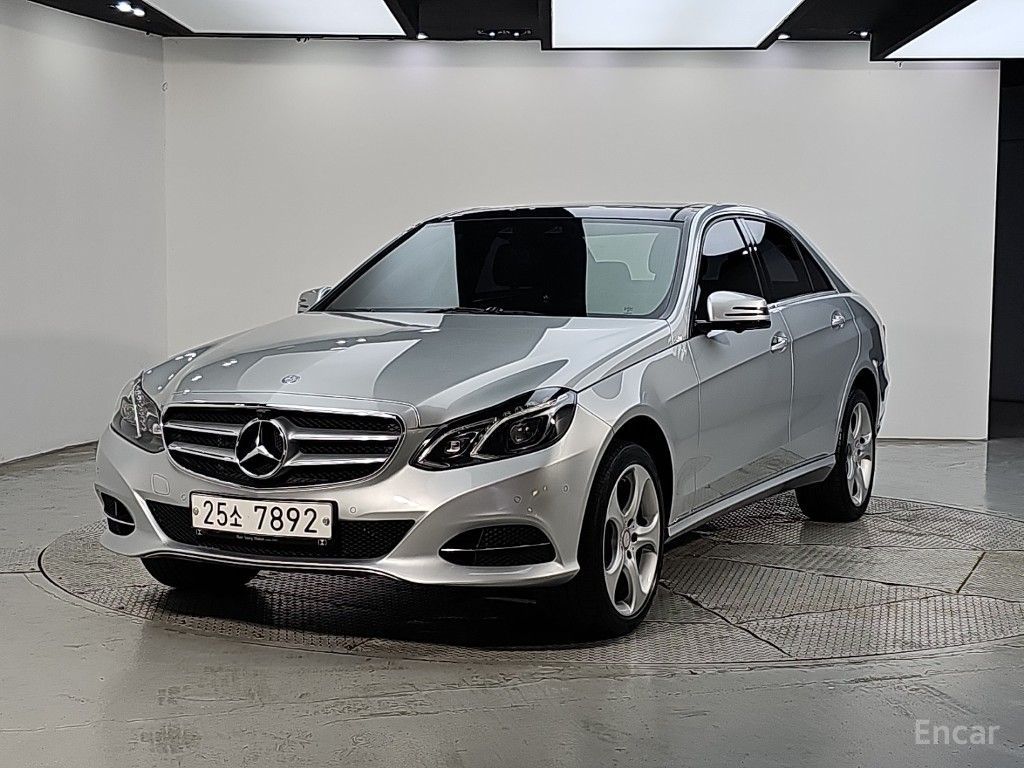 Mercedes-Benz E-Class W212