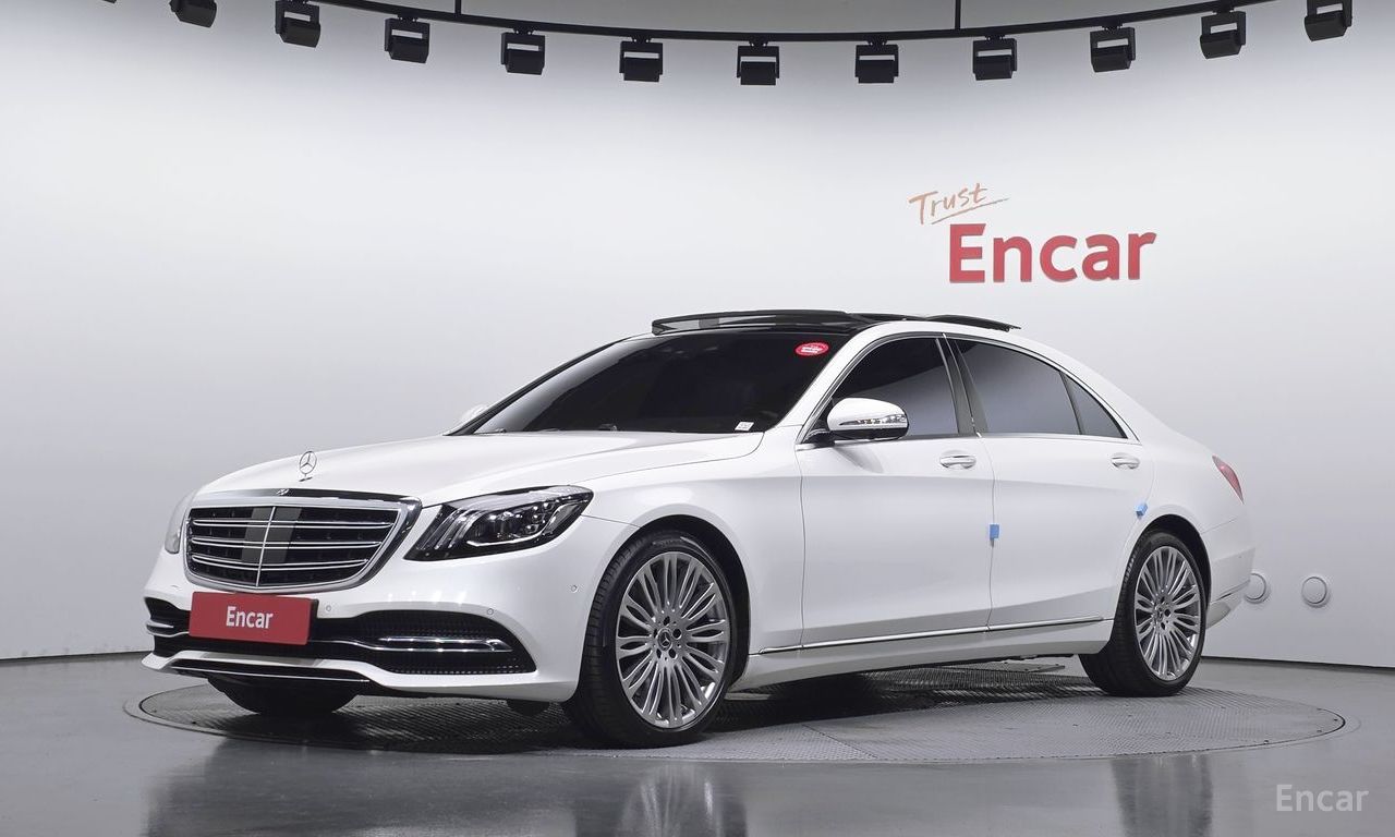 Mercedes-Benz S-Class W222