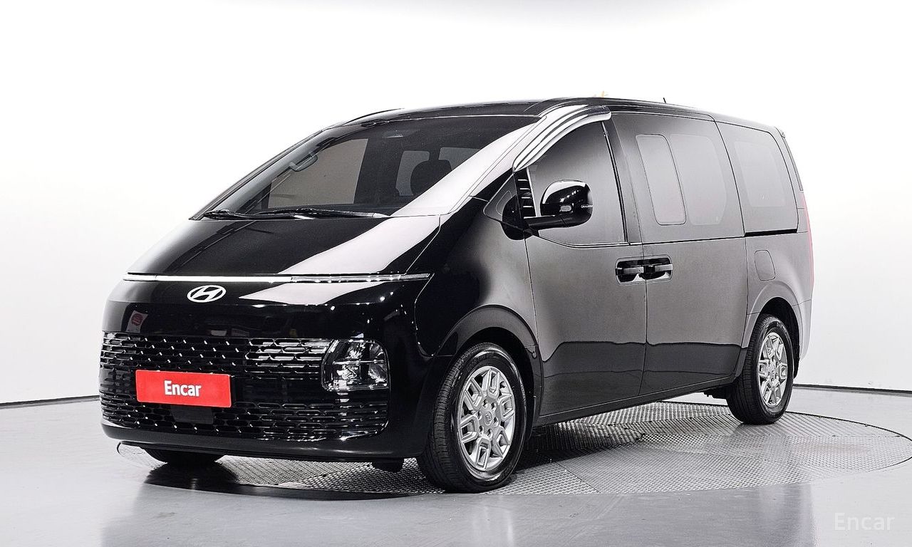 Hyundai Staria