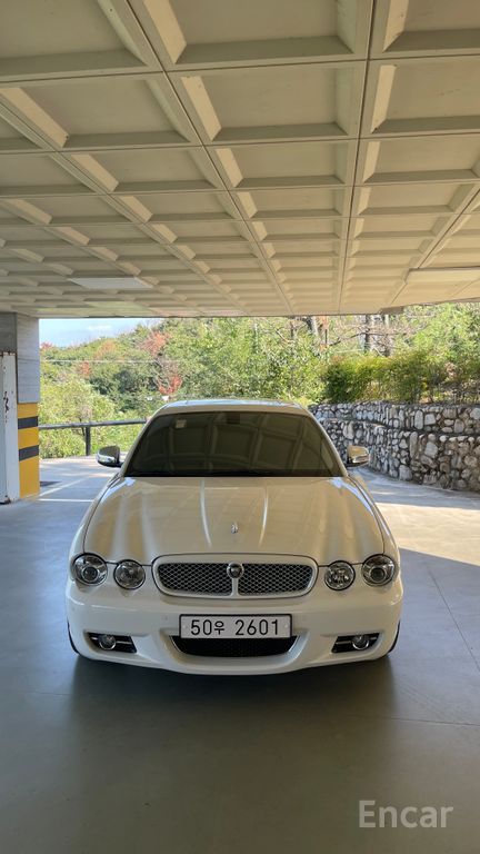 Jaguar New XJ