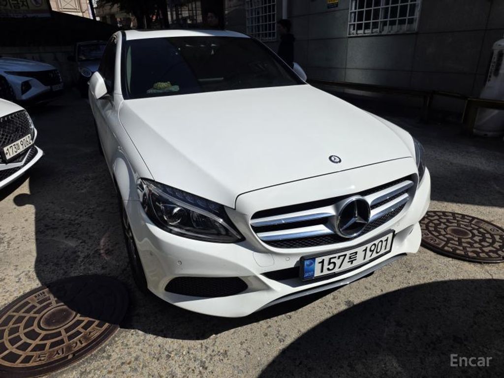 Mercedes-Benz C-Class W205
