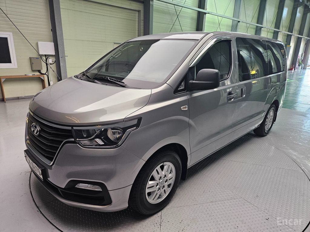 Hyundai Grand Starex