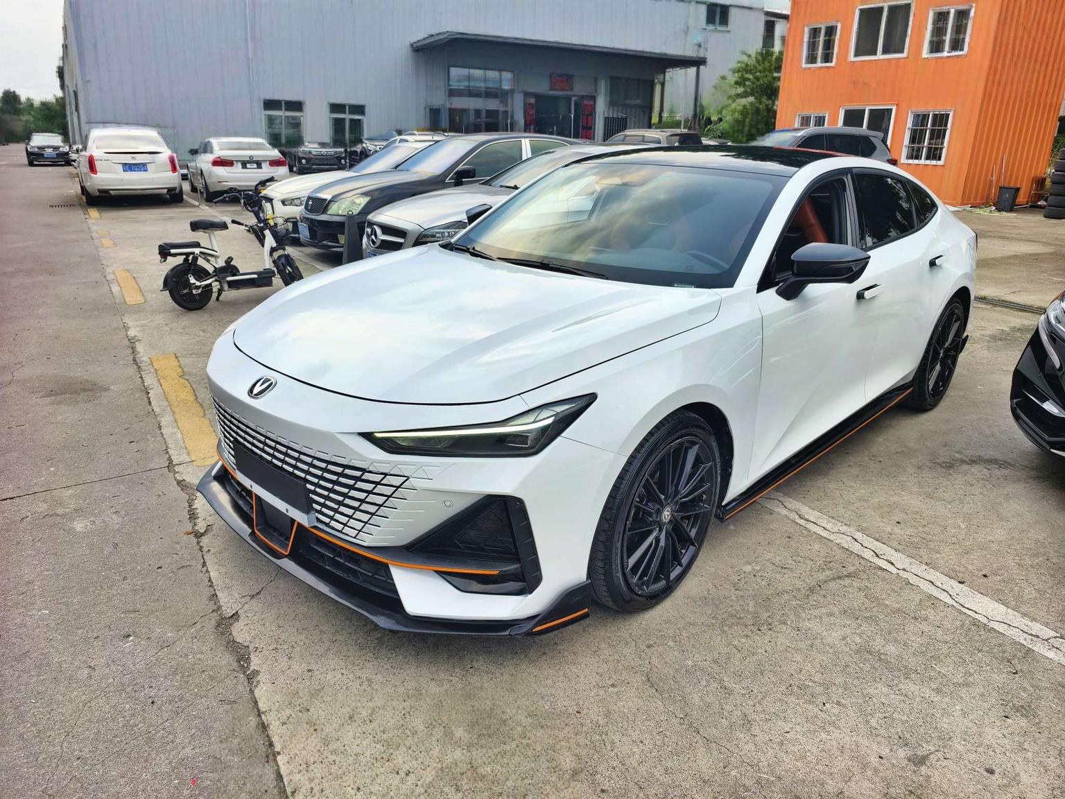 Changan UNI-V