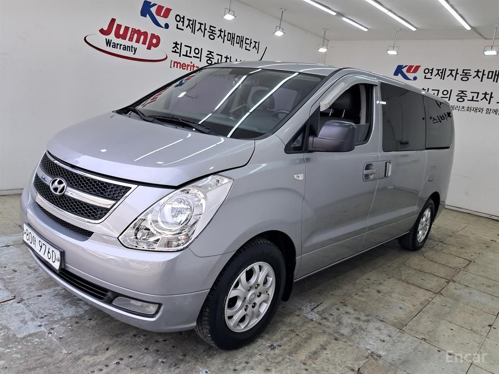 Hyundai Grand Starex