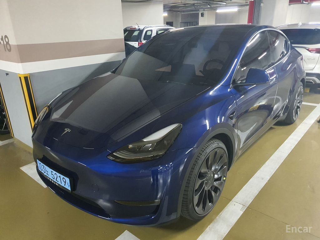 Tesla Model Y