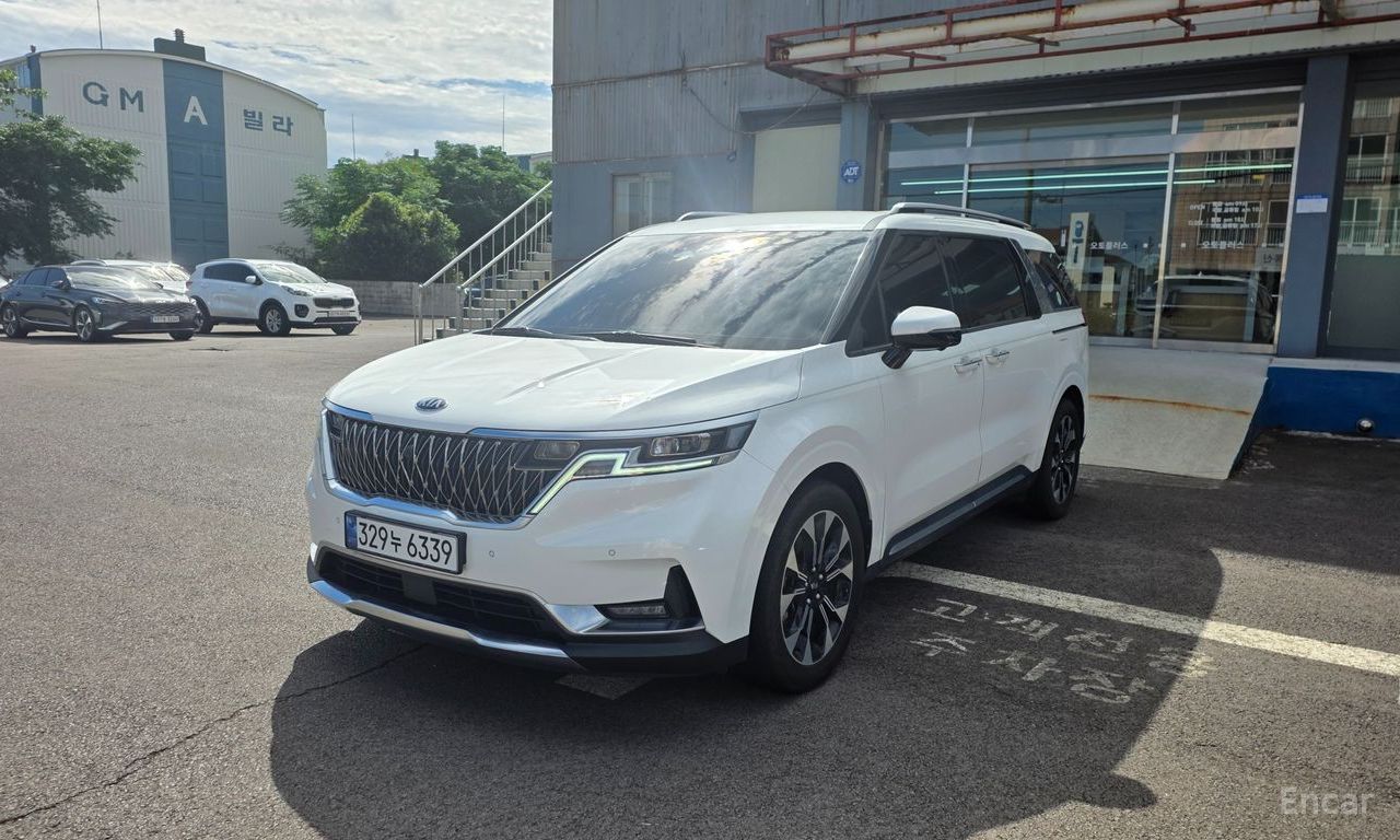 Kia Carnival