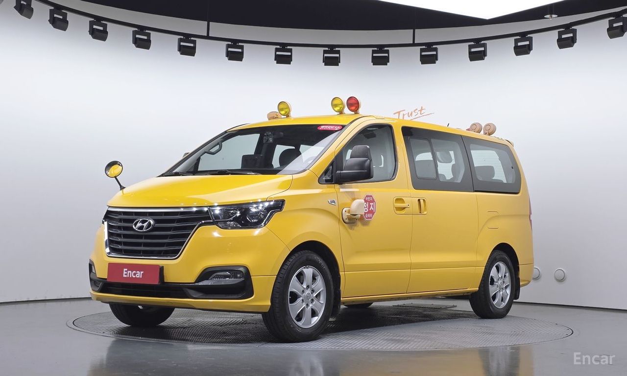 Hyundai Grand Starex