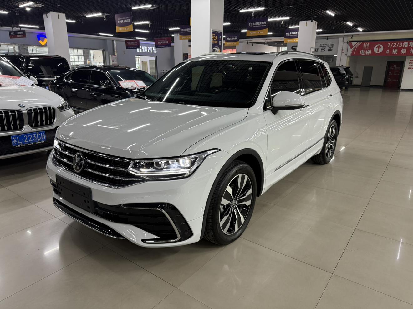 Volkswagen Tiguan L