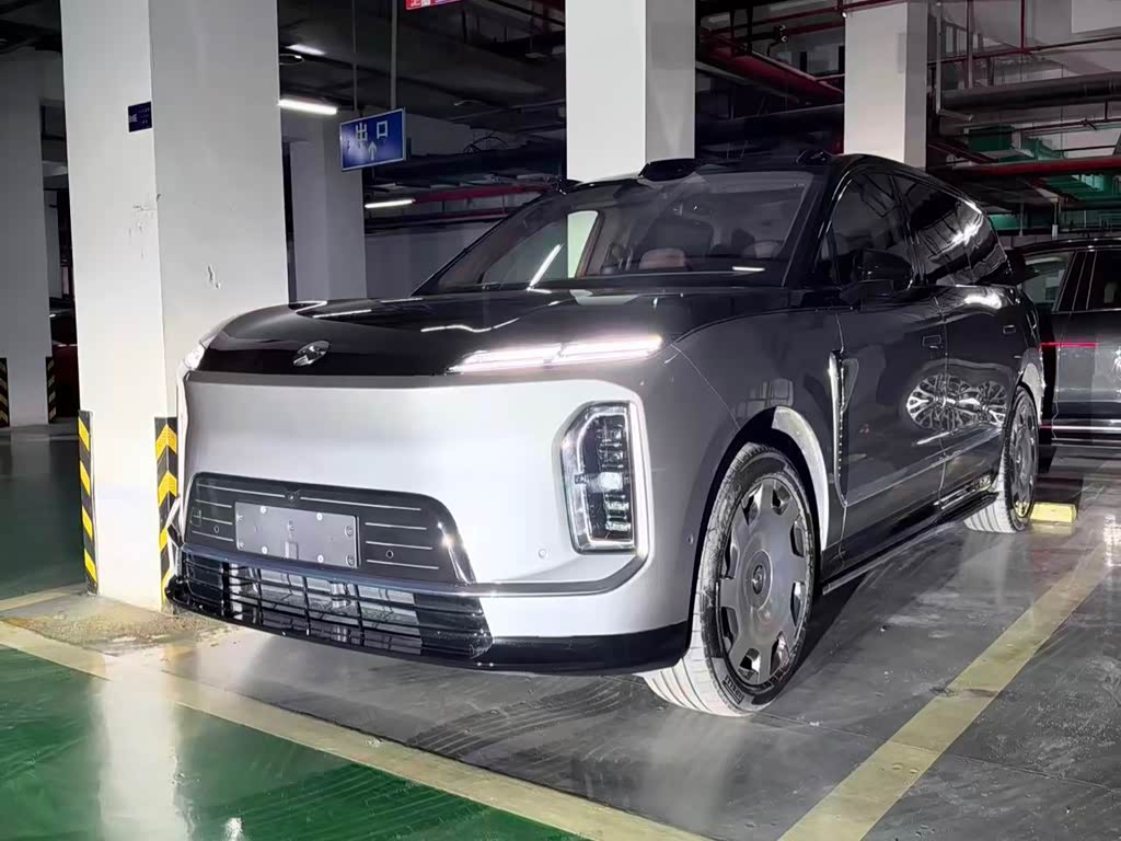 NIO ES9