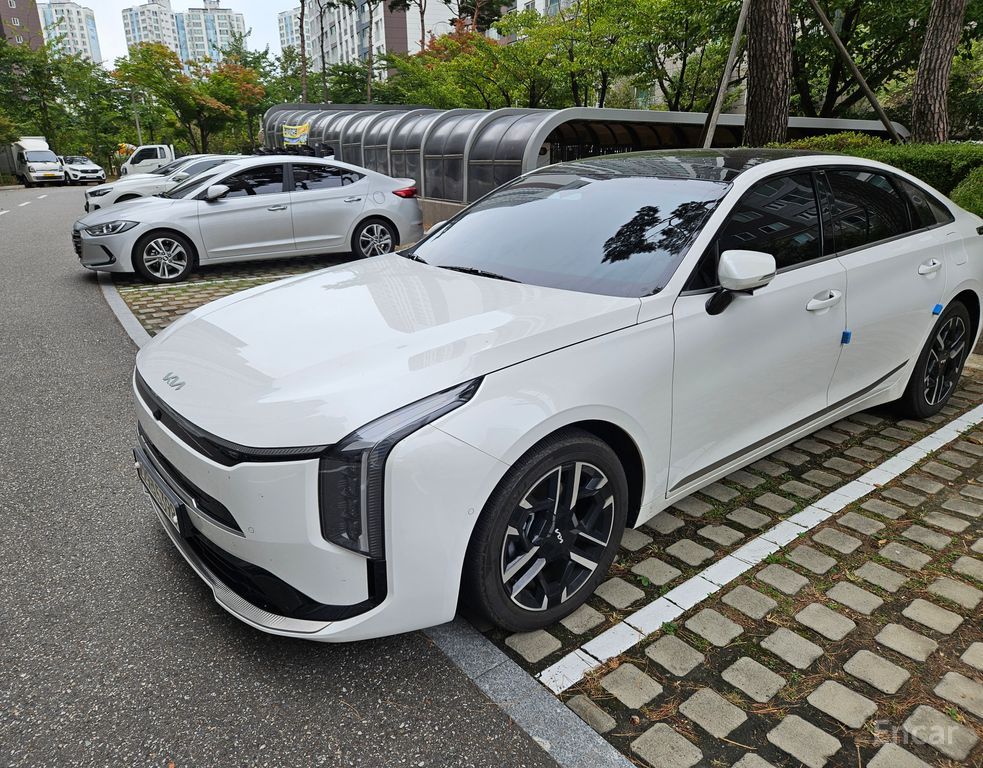 Kia K8 hybrid