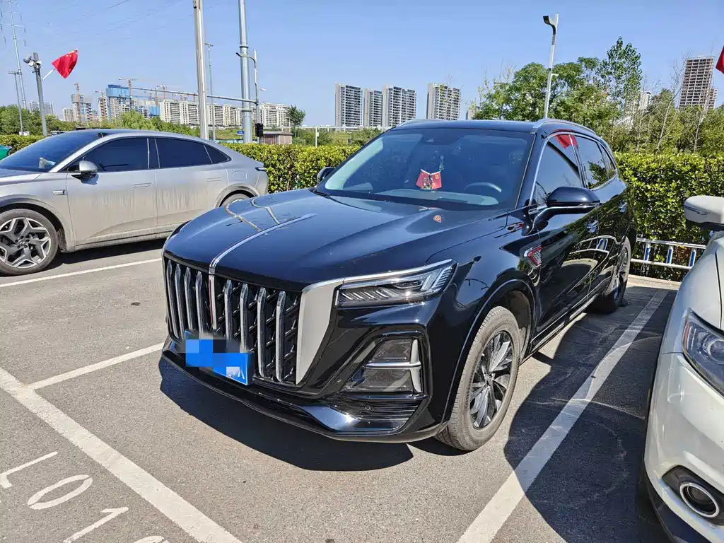 Hongqi HS5