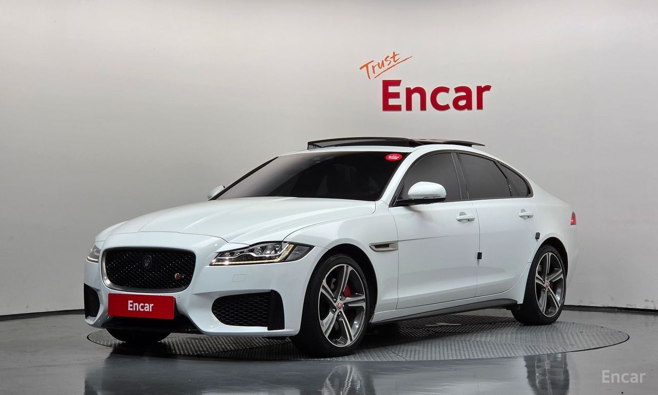 Jaguar XF