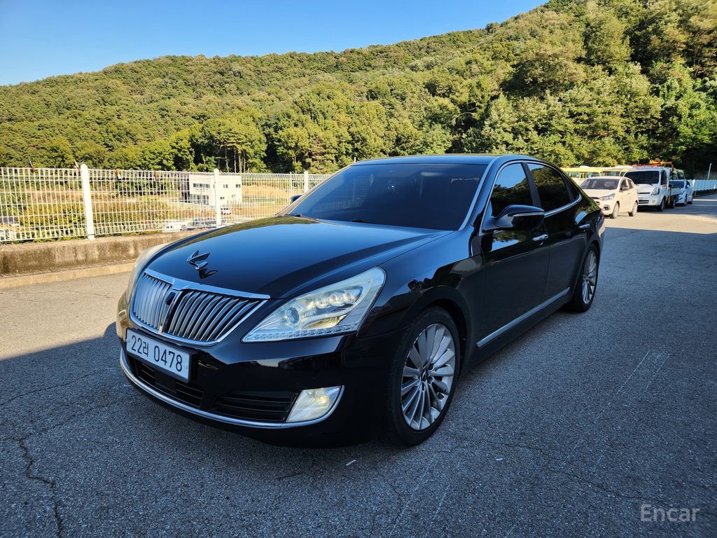 Hyundai Equus