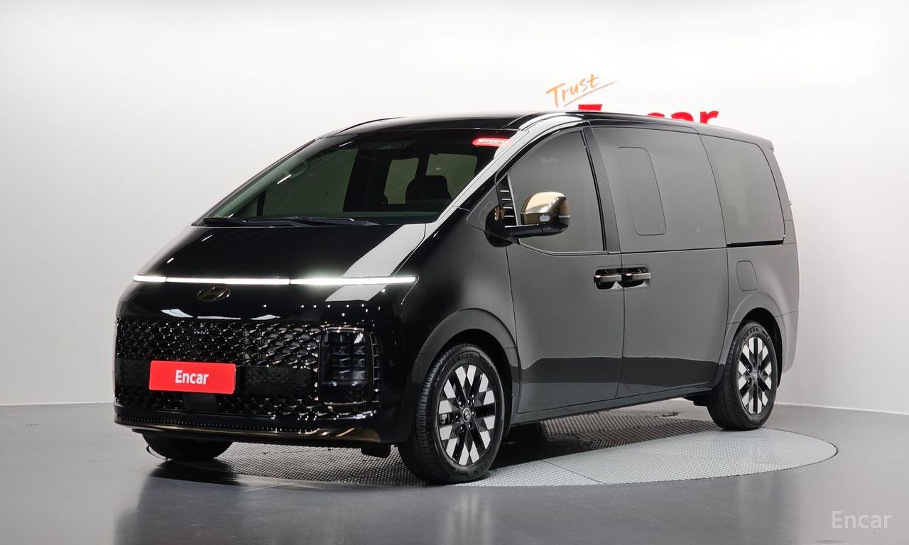 Hyundai Staria