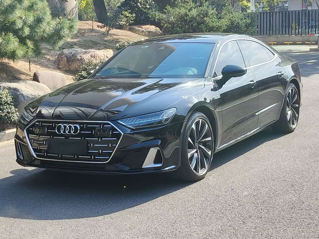 Audi A7L