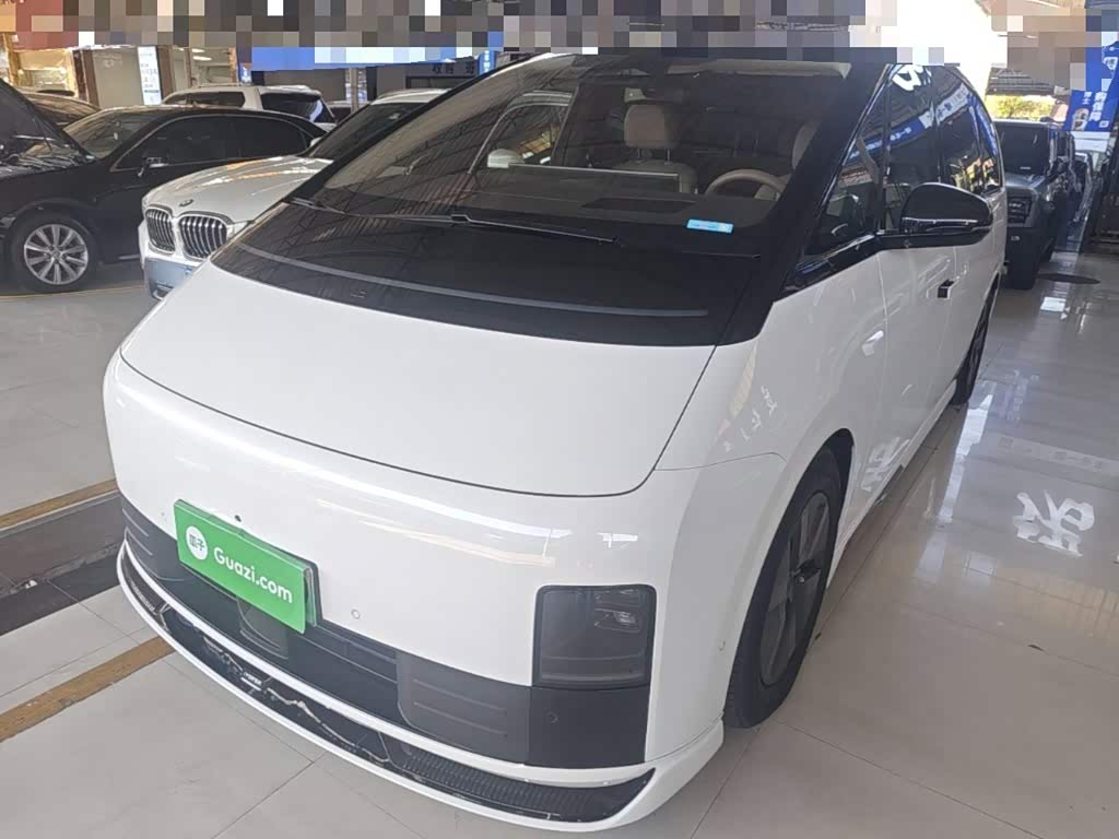 Li Auto MEGA