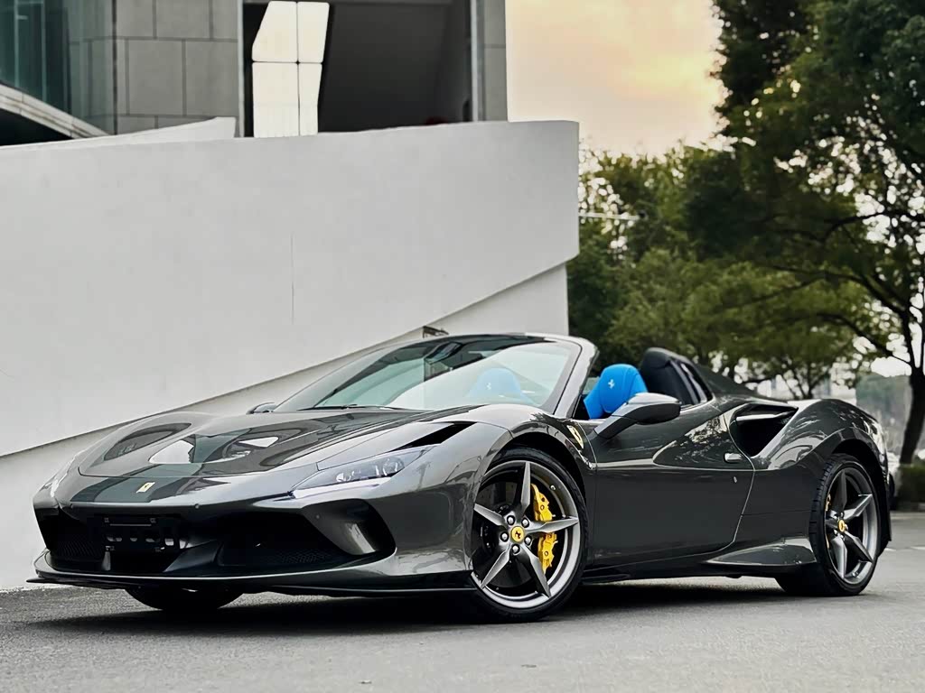 Ferrari F8