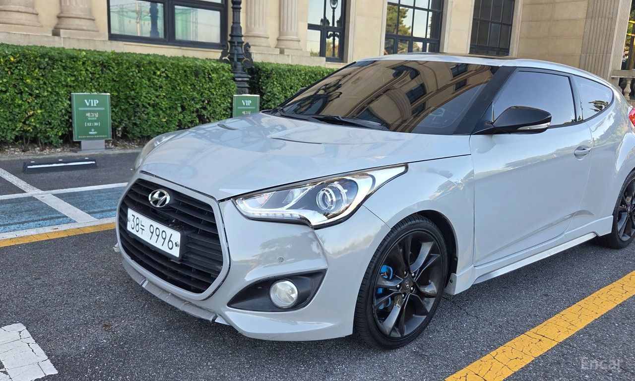 Hyundai Veloster
