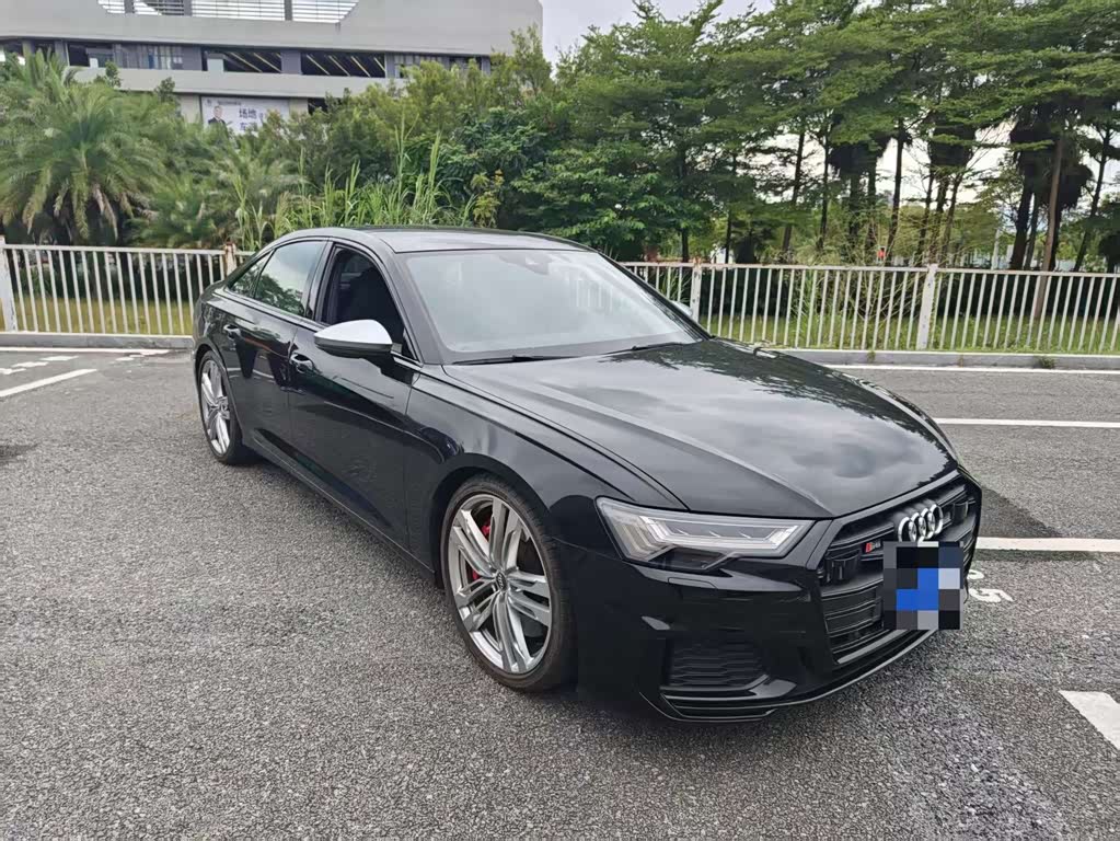 Audi S6