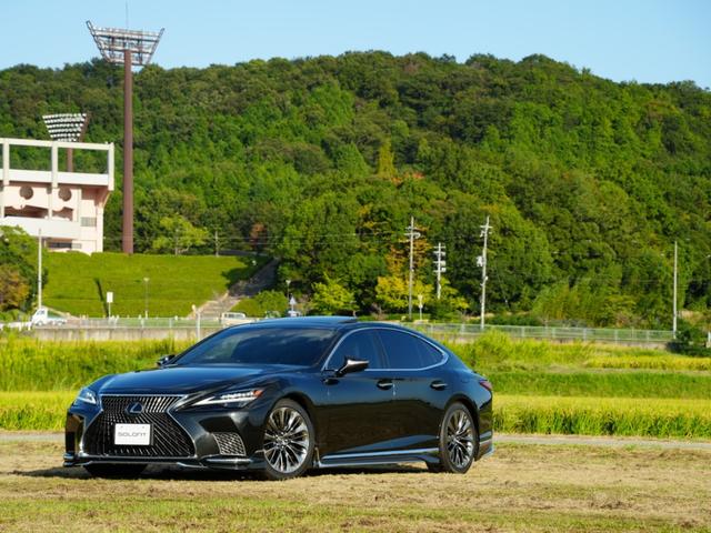 Lexus LS