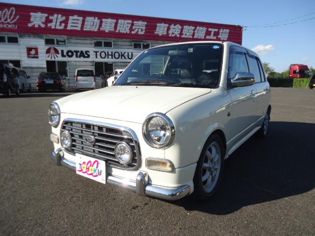 Daihatsu Mira Gino