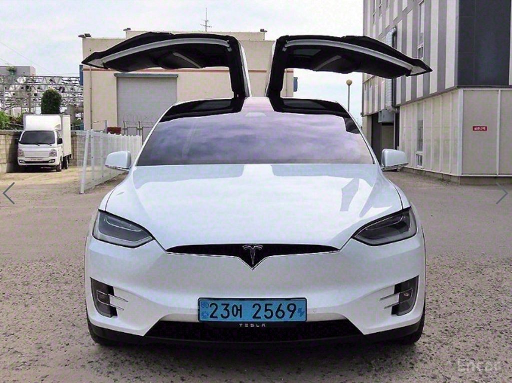 Tesla Model X