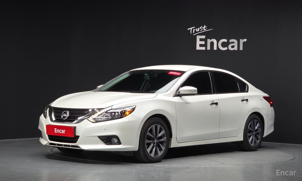 Nissan Altima