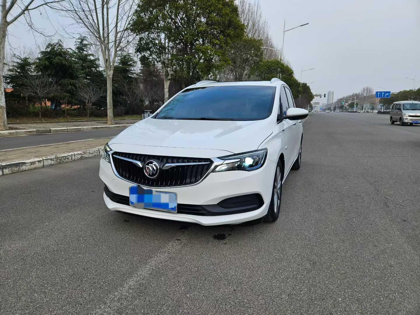 Buick GL6