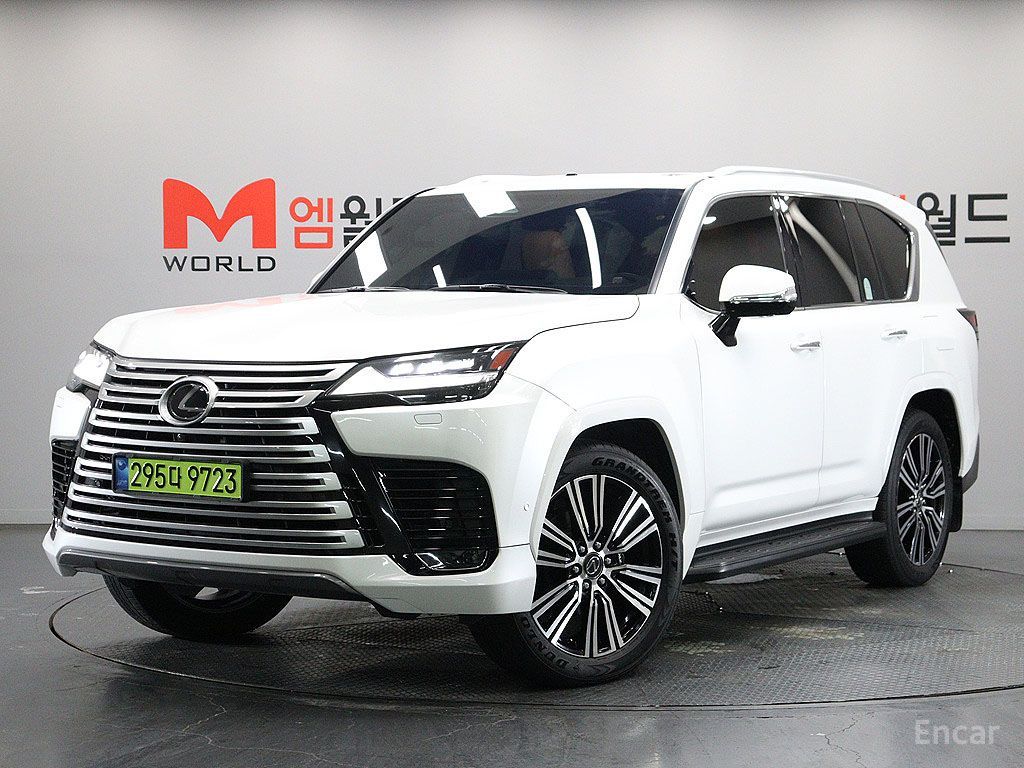 Lexus LX