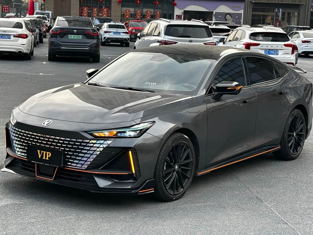 Changan UNI-V