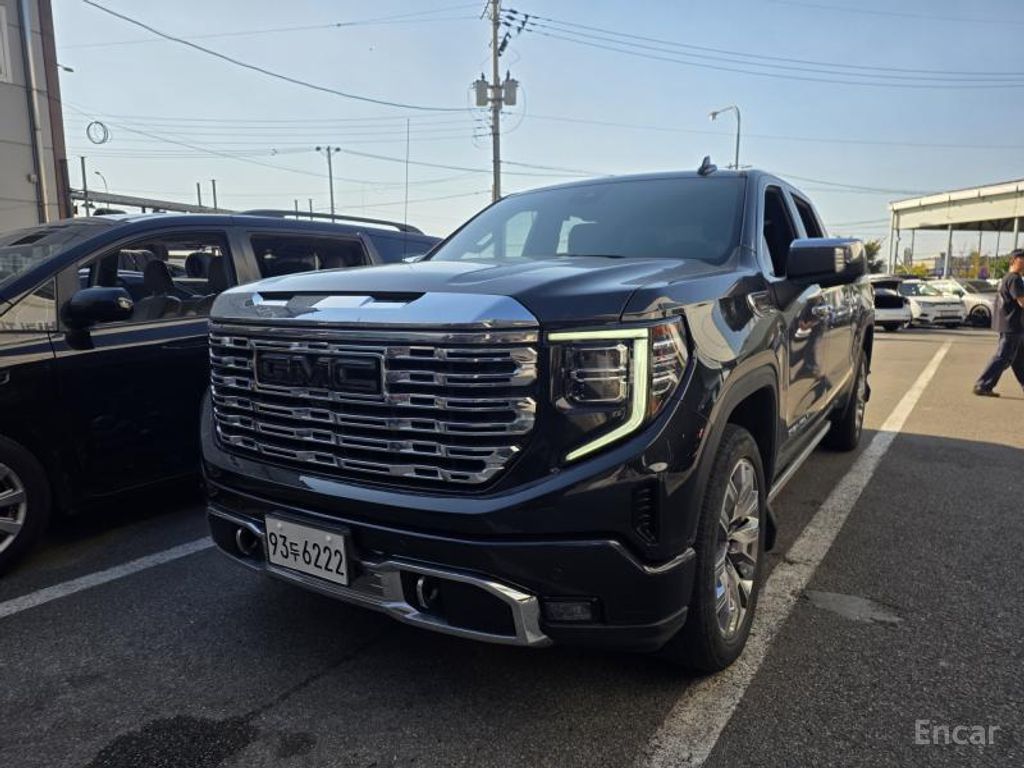 GMC Sierra