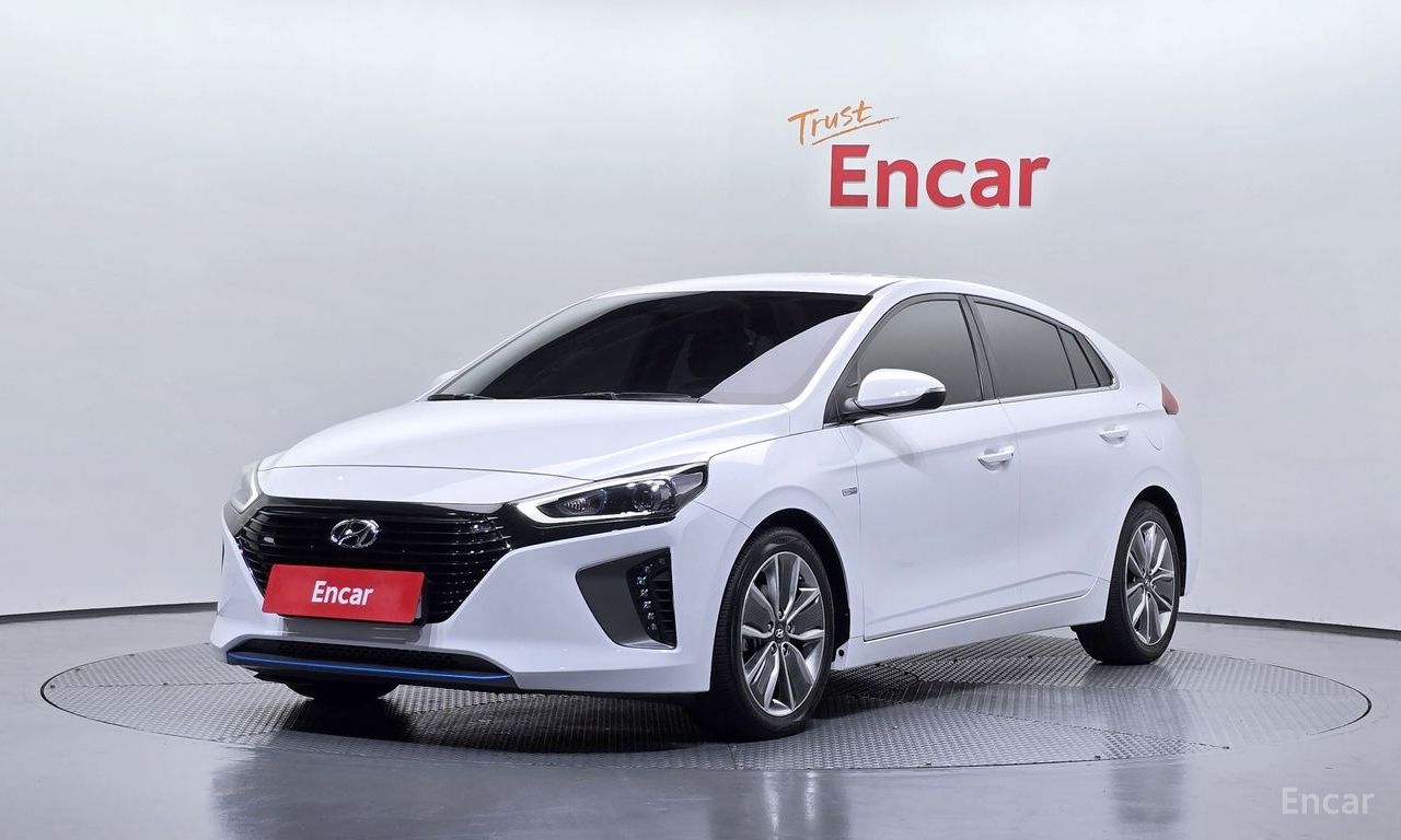 Hyundai IONIQ