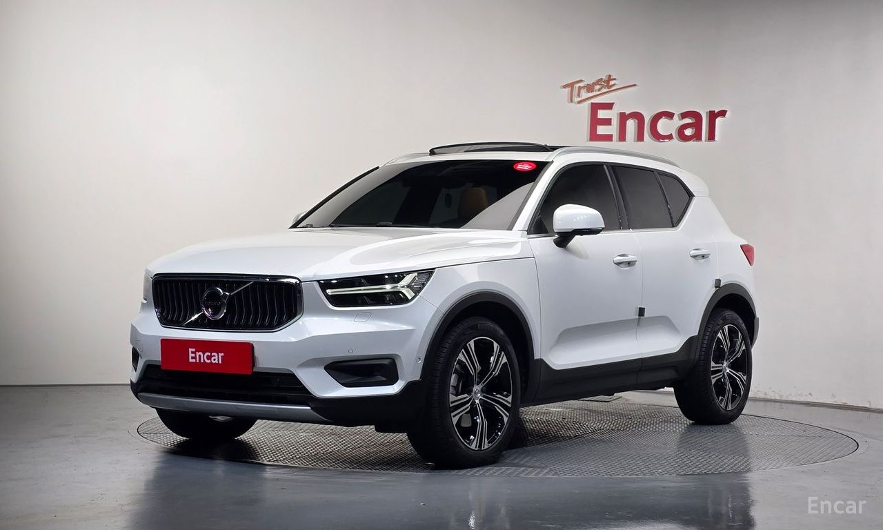Volvo XC40