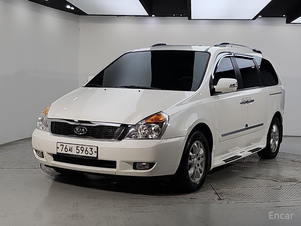 Kia Carnival R
