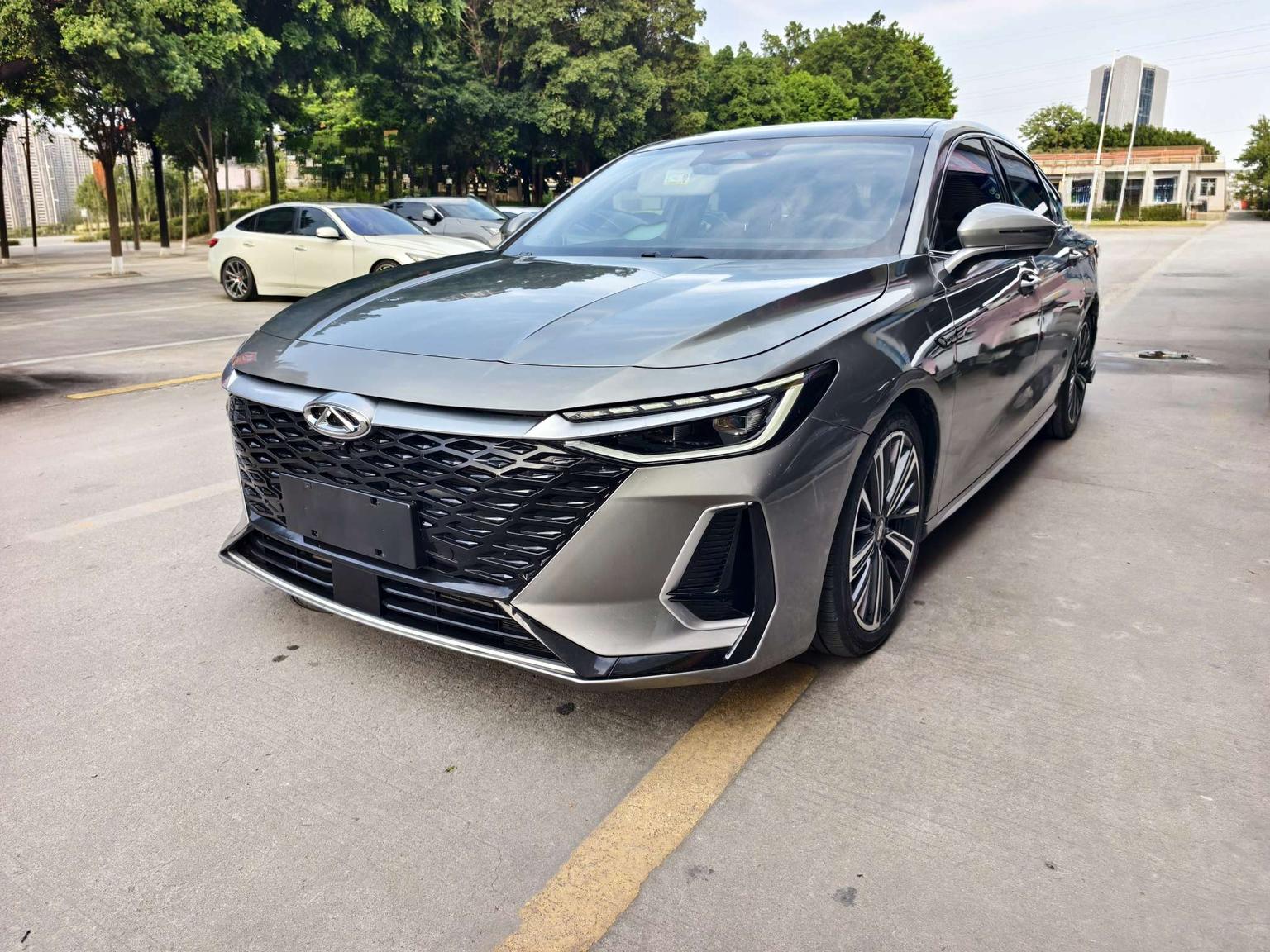 Chery Arrizo 8