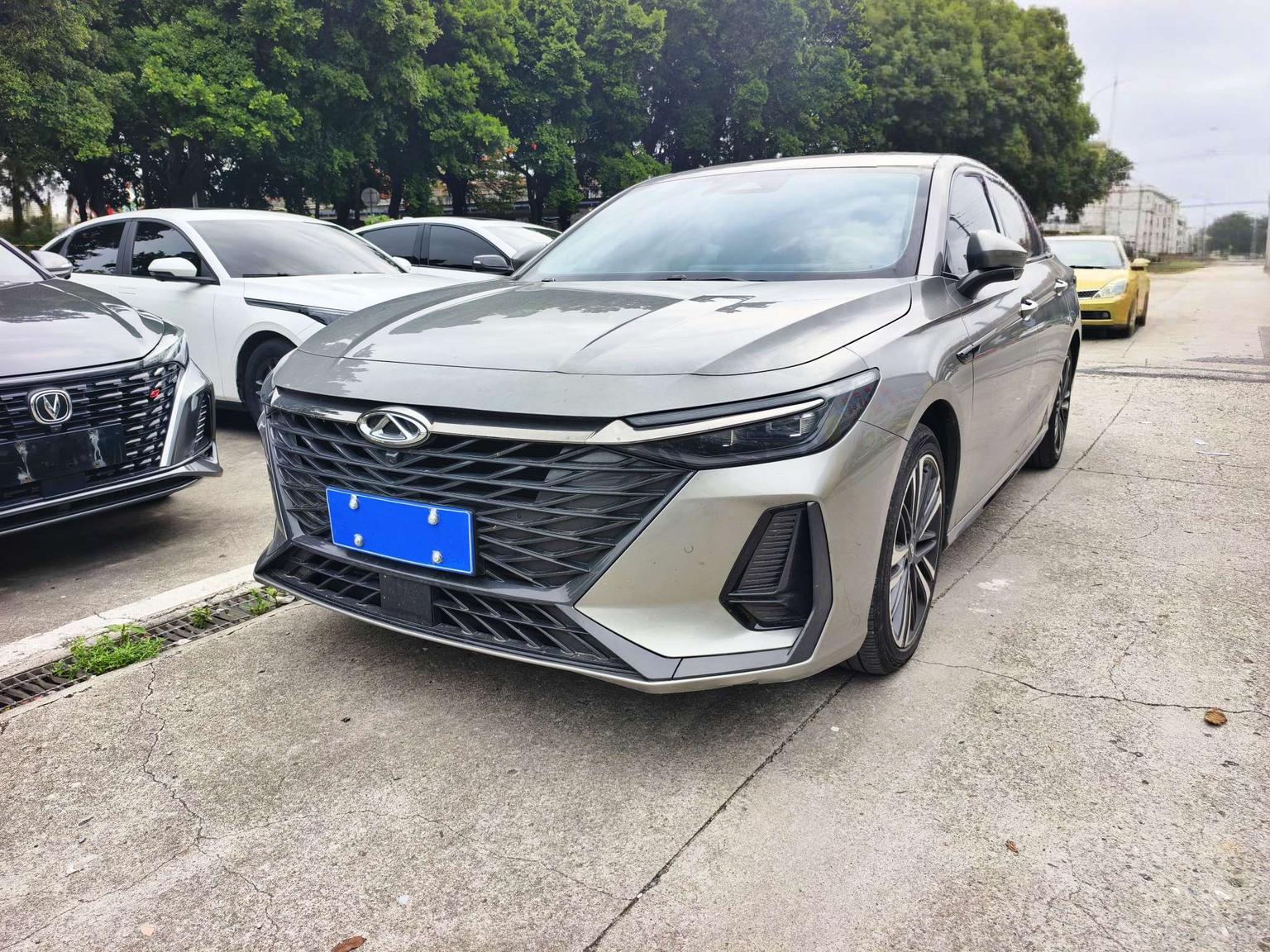 Chery Arrizo 8