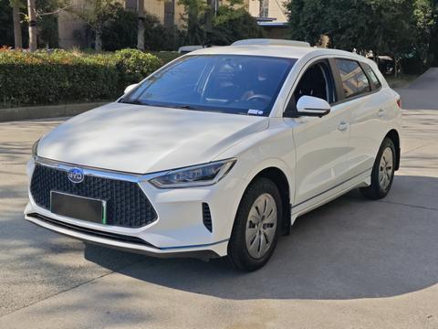 BYD E2