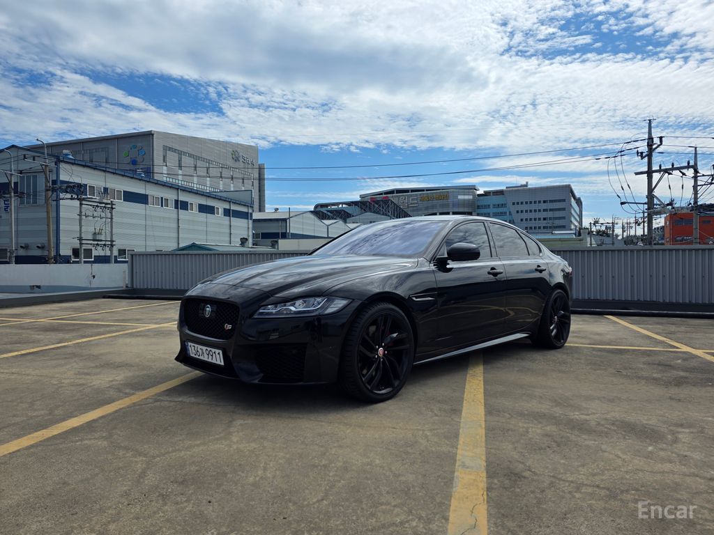 Jaguar XF