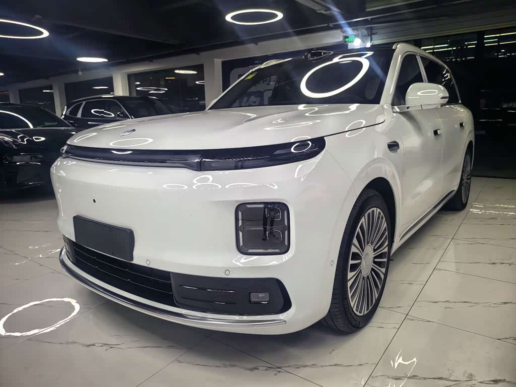 Leapmotor D19