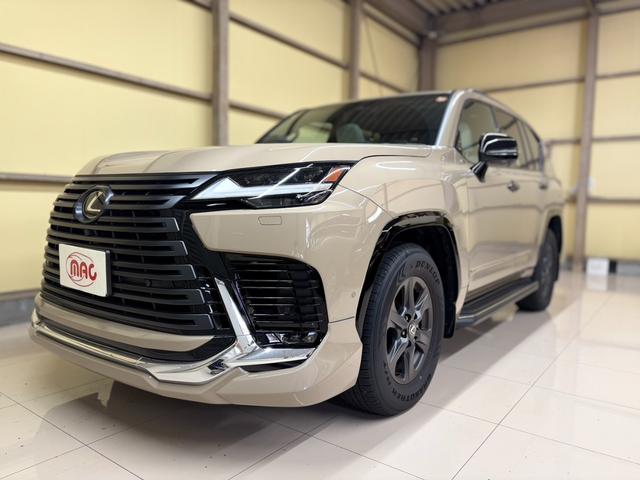 Lexus LX