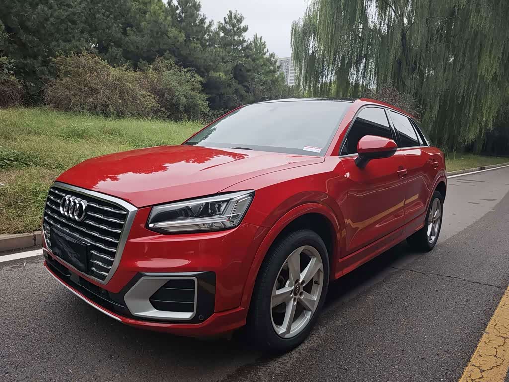 Audi Q2L