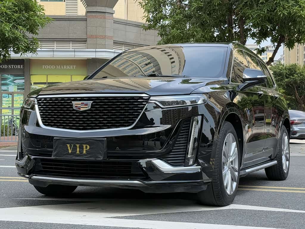 Cadillac XT6