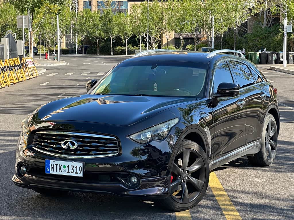 Infiniti FX