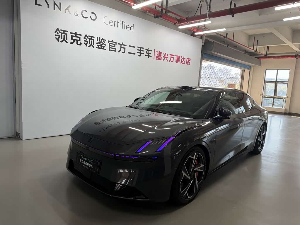 Lynk & Co Z10