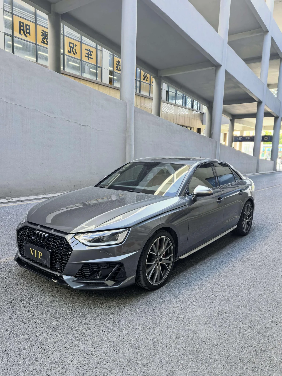Audi S4