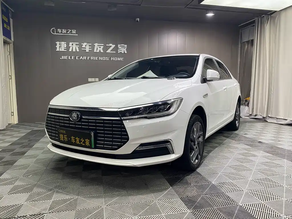 BYD Qin NEV